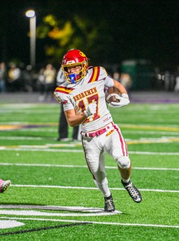 High School Football Stars Shine in October 22 Matchups